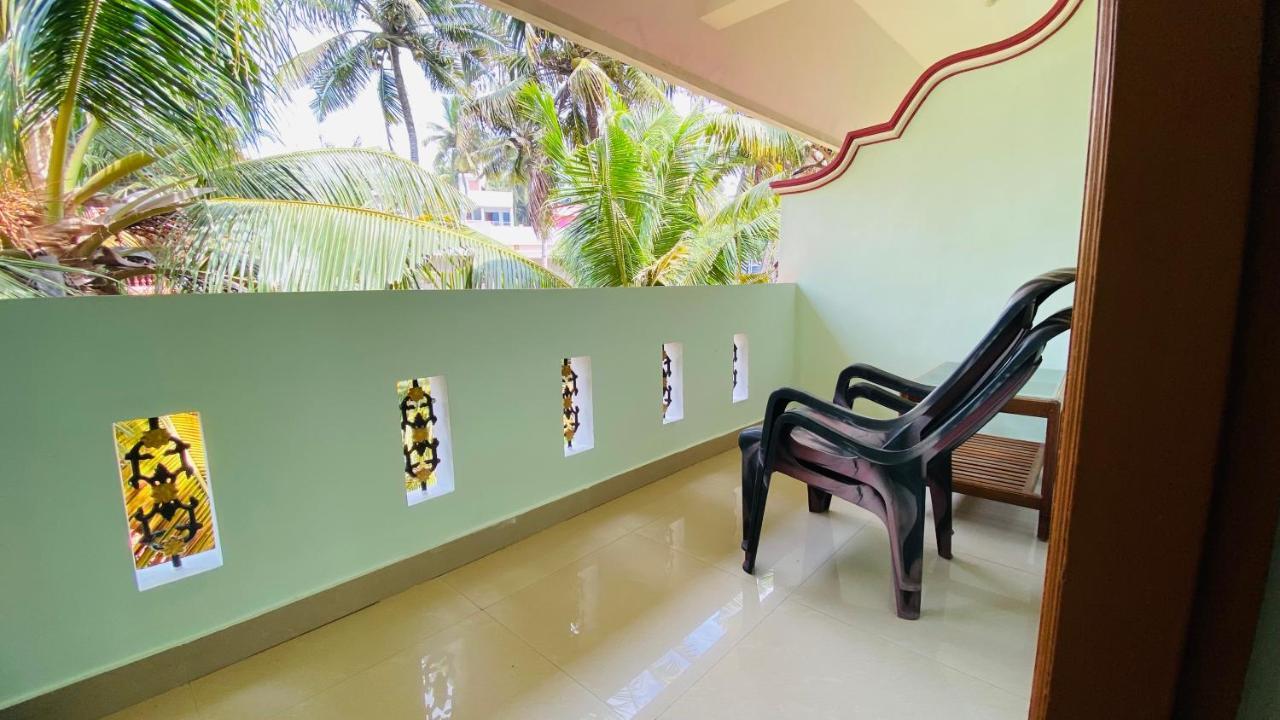 Packbag Comfort Bed & Breakfast Kovalam Dış mekan fotoğraf