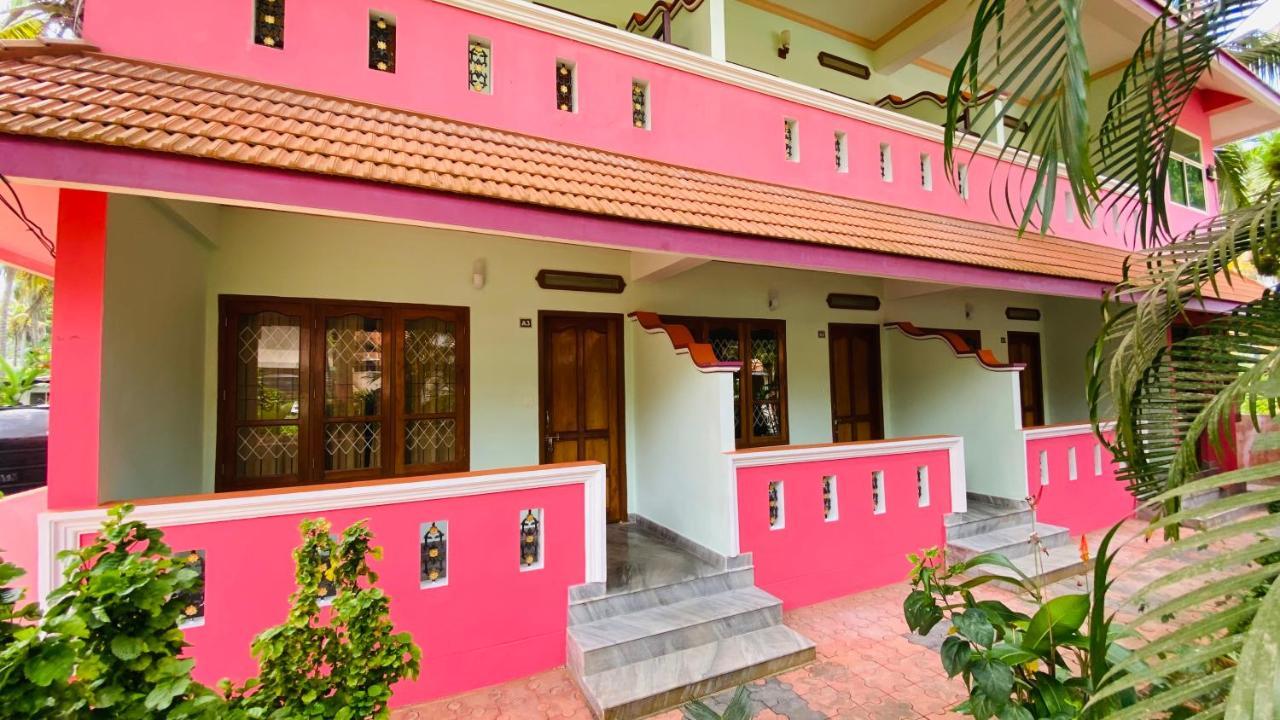 Packbag Comfort Bed & Breakfast Kovalam Dış mekan fotoğraf
