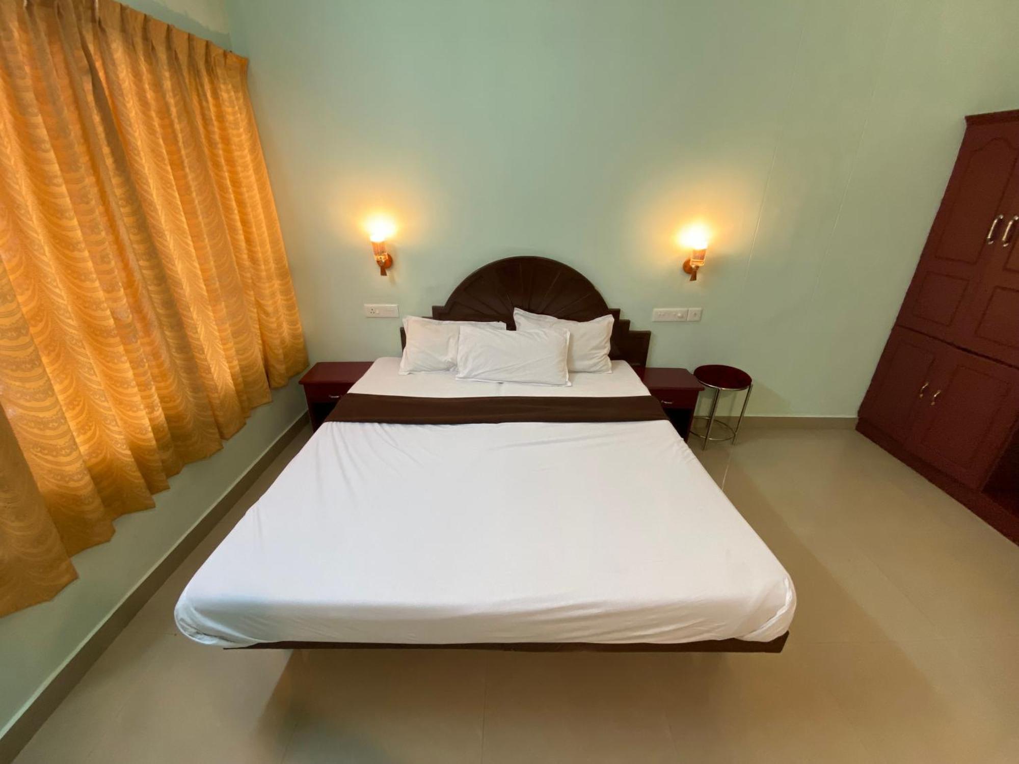 Packbag Comfort Bed & Breakfast Kovalam Dış mekan fotoğraf