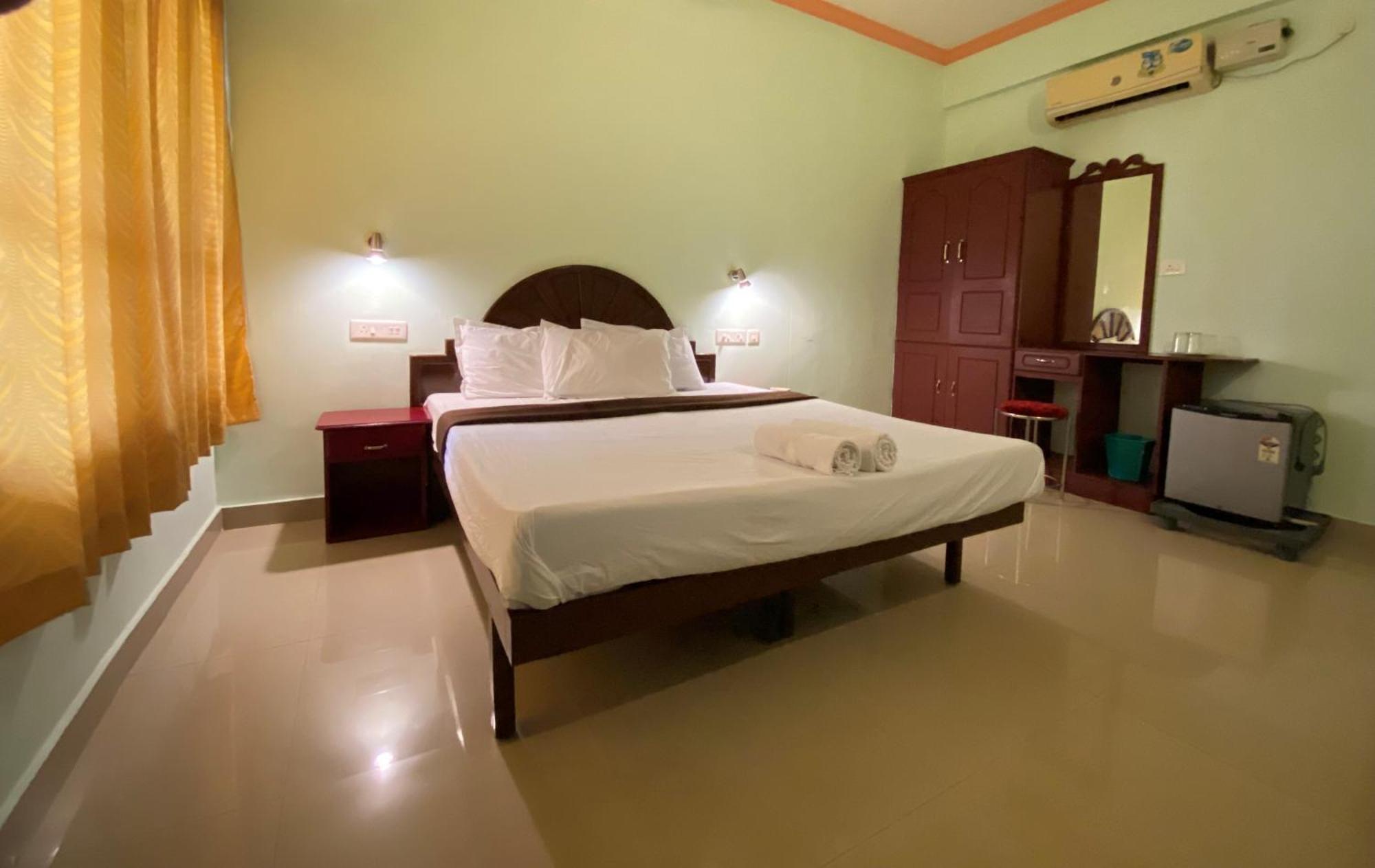 Packbag Comfort Bed & Breakfast Kovalam Dış mekan fotoğraf