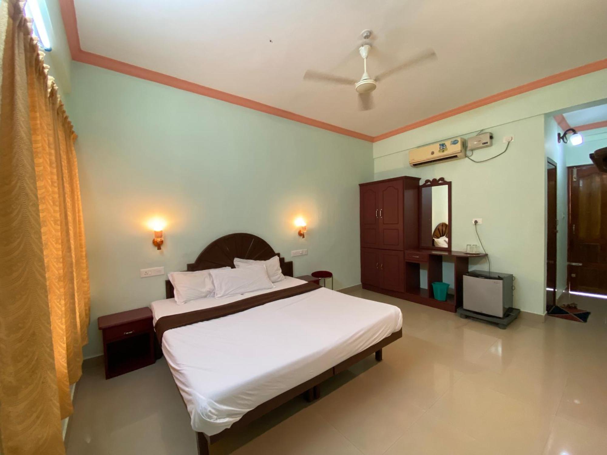 Packbag Comfort Bed & Breakfast Kovalam Dış mekan fotoğraf