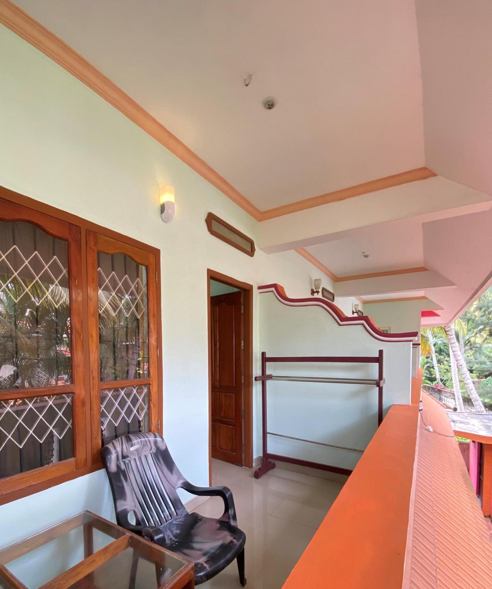 Packbag Comfort Bed & Breakfast Kovalam Dış mekan fotoğraf
